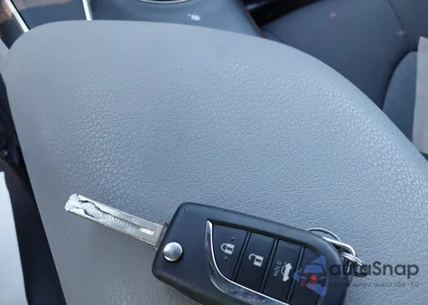 2021 Toyota Camry Le from USA, damaged, VIN 4T1C11AK5MU604069